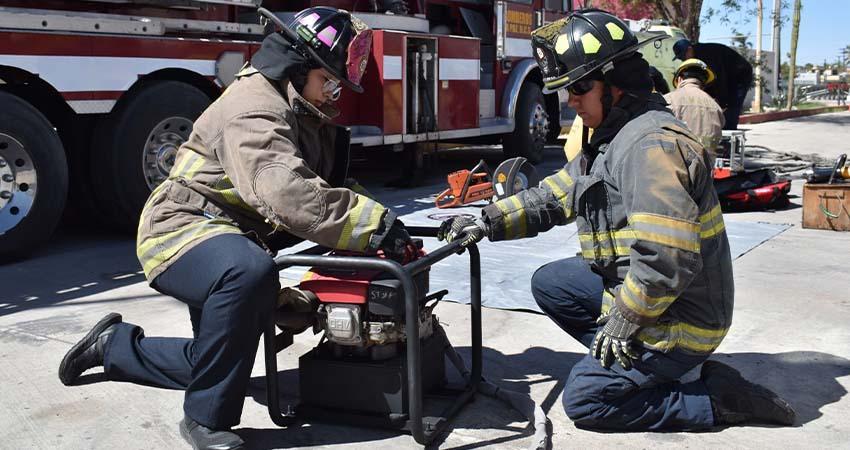 Más de mil 200 emergencias atendieron Bomberos de La Paz durante el 2025