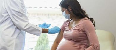 Llama la SSA a mujeres embarazadas para vacunarse contra influenza