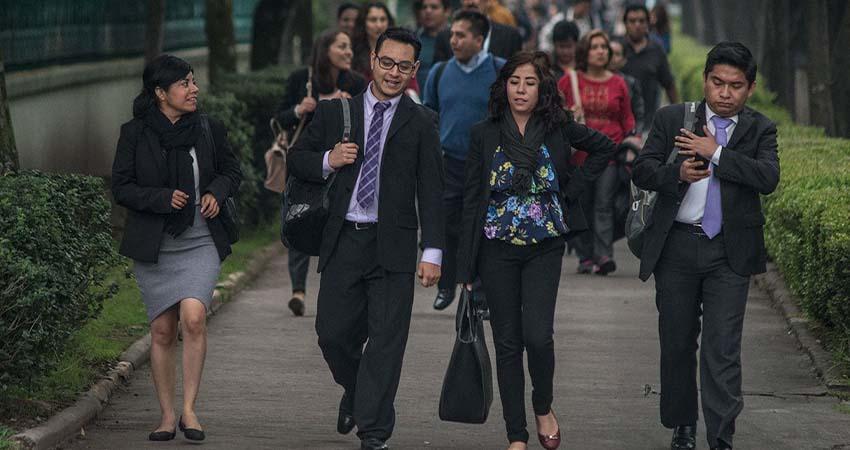 El empleo formal en México subió 1.3% en 2025 tras la creación de más de 278,000 puestos