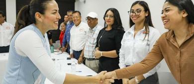 Fortalece Milena Quiroga alianza con la CROC BCS