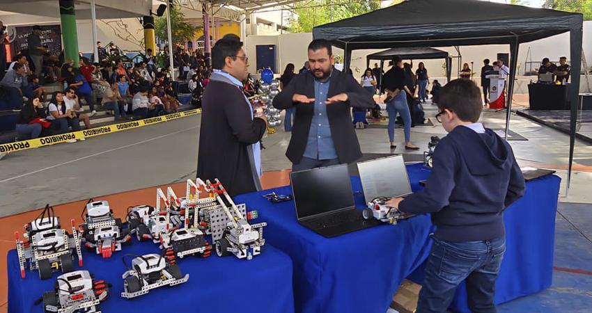 Realizan en Los Cabos la primera Edición Estatal de Robomatrix