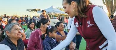 Responde la alcaldesa de La Paz a años de rezago en La Pitahaya con obras de transformación en vialidades, drenaje y parque