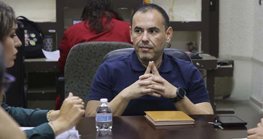 Impulsan proyecto para armado de esqueleto de ballena gris en Puerto Chale