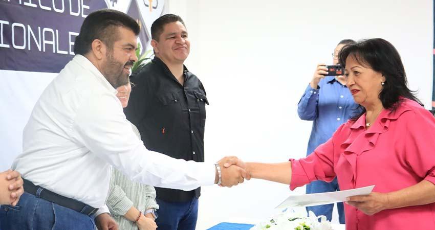 Concluye con éxito curso de habilidades digitales para personas adultas y adultas mayores en la UABCS