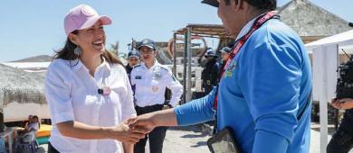 Encabeza la alcaldesa el operativo de regreso seguro; recibirán a más de 20,000 visitantes de playas de La Paz