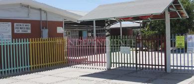 Escuelas de BCS sin comités de vigilancia; padres de familia realizan reportes