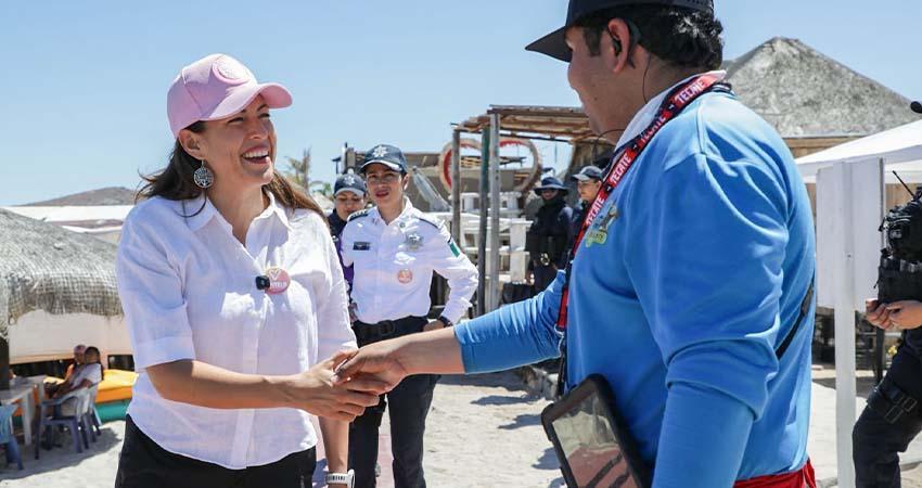 Encabeza la alcaldesa el operativo de regreso seguro; recibirán a más de 20,000 visitantes de playas de La Paz