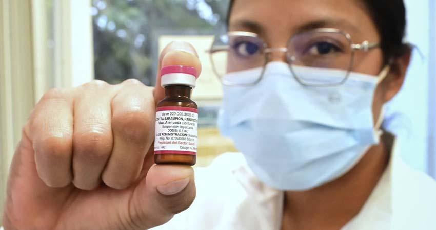 Gobierno afirma que sarampión sigue a la baja; se han aplicado 18.3 millones de vacunas desde febrero