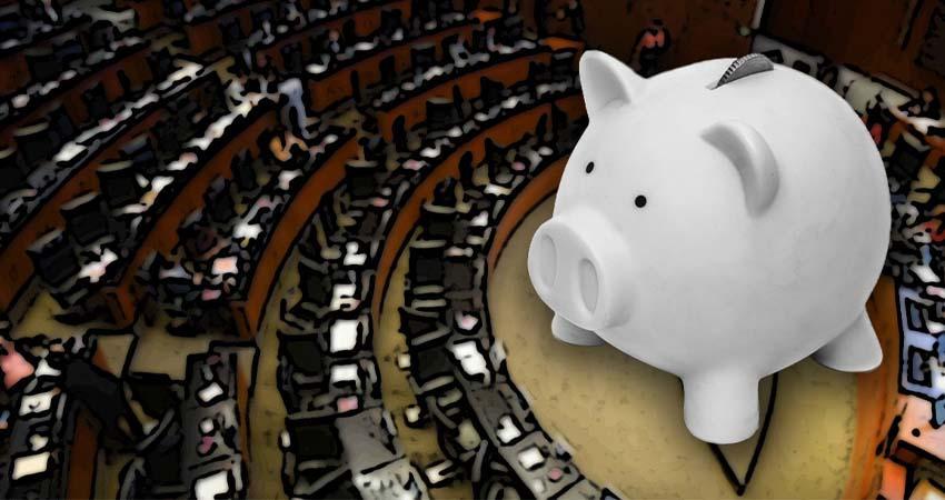 Congreso declara constitucional el tope a las pensiones 'doradas' de altos funcionarios