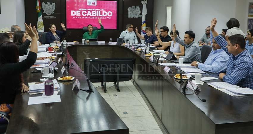 Aprueban comisión de Playas Libres en La Paz; cuestionan atribuciones del municipio