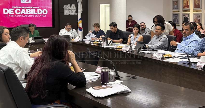 Donación de autobuses a Tiburón Urbano divide al Cabildo de La Paz