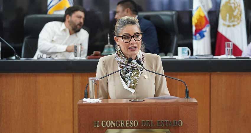 Propone la diputada Karina Olivas tipificar el acecho en el Código Penal