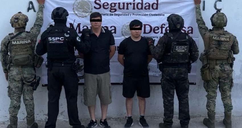 Detienen a dos miembros de Los Chapitos; tenían un fusil Barrett