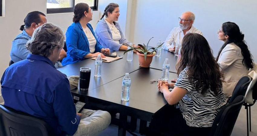 Signan acuerdo de colaboración UABCS Los Cabos y CERCA A.C.