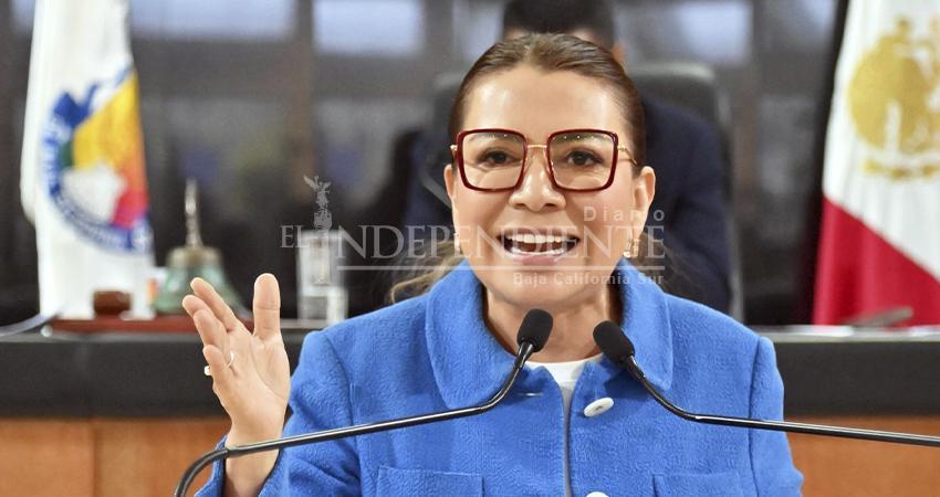Morena manda a comisiones solicitud para derogar decreto de Loreto como Puerto de Altura
