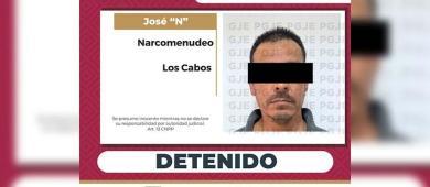 Detienen a un hombre con más de seis mil dosis de droga mediante cateo en un domicilio en Los Cabos