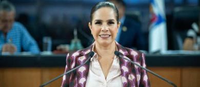 Exhorta Gaby Montoya a OOMSAPAS que cumpla con tandeo y garantice agua por lo menos cada 15 días en Los Cabos