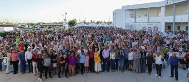 Milena Quiroga reconoce a las madres paceñas y refrenda su respaldo