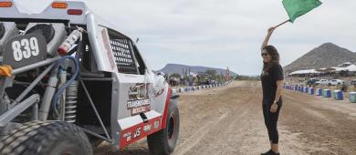 Refrenda Milena Quiroga su respaldo al Off Road, deporte que forma parte de la identidad sudcaliforniana