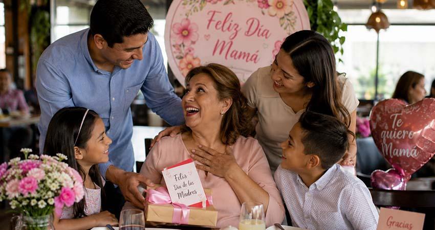 Derrama por Día de las Madres crecerá 7% en 2026, anticipa Concanaco Servytur
