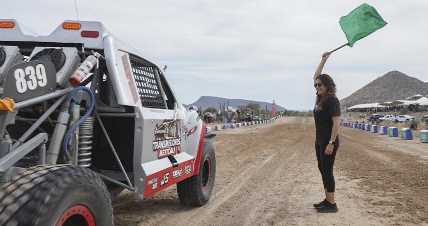 Refrenda Milena Quiroga su respaldo al Off Road, deporte que forma parte de la identidad sudcaliforniana