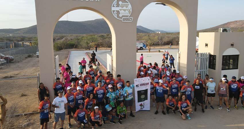UABCS La Ribera celebra con éxito la primera edición de la carrera “Choyero East Run”
