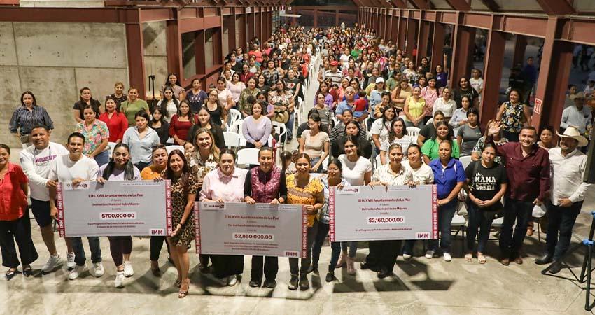 En La Paz sí cuidamos y reconocemos a las mujeres; Milena Quiroga entregó apoyos económicos a 280 madres cuidadoras
