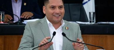 Propone el legislador Erick Agúndez tipificar la zoofilia y el abuso sexual animal como delito en BCS