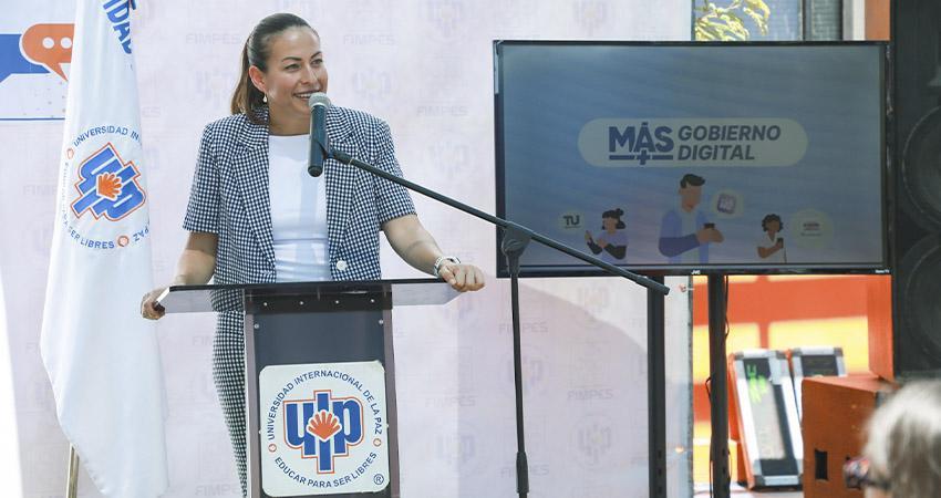 Milena Quiroga: La Paz es ejemplo en innovación y gobierno digital