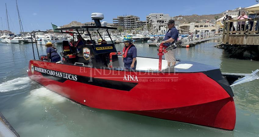 Bomberos de CSL pone en operación su primera embarcación para atender emergencias marítimas