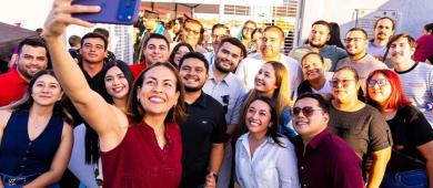 Milena Quiroga llama a las y los jóvenes de Comondú a perseverar y ser parte del cambio