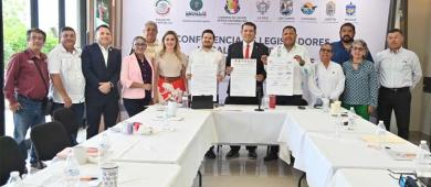 Reducción de tarifas eléctricas, protección de la Sierra de la Laguna, reforma a la Ley del ISSSTE en la agenda de la Conferencia de Legisladores y Alcaldes en BCS