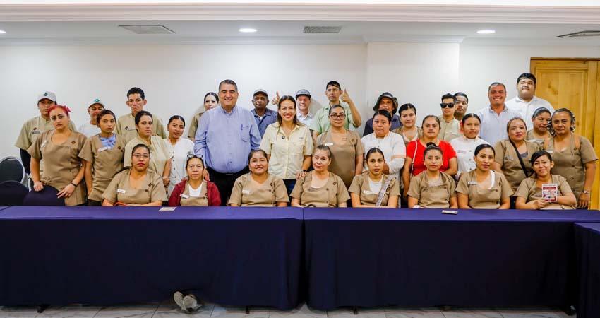 Marina realiza la evacuación médica de dos personas en Los Cabos, Baja