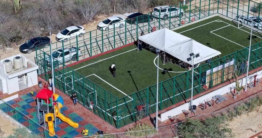 Con recursos del FAIS, XV Ayuntamiento de Los Cabos entrega dos nuevos parques en San José del Cabo