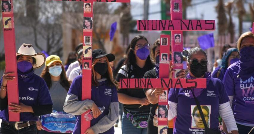 Feministas alertan que feminicidios serían reclasificados como homicidios