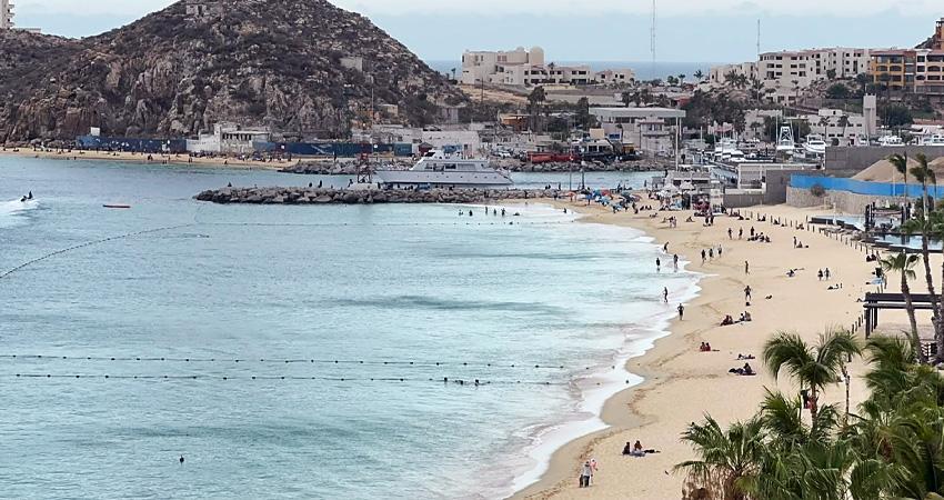 Alista Ayuntamiento de Los Cabos reordenamiento de playa El Médano para mejorar movilidad y seguridad