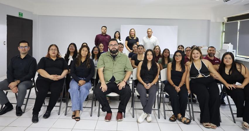 Acerca ICATEBCS opciones de formación a la comunidad universitaria de la UDT