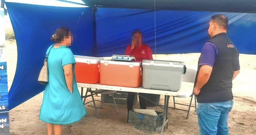 Suspende COEPRIS BCS venta de alimentos en vialidades afectadas por agua de drenaje