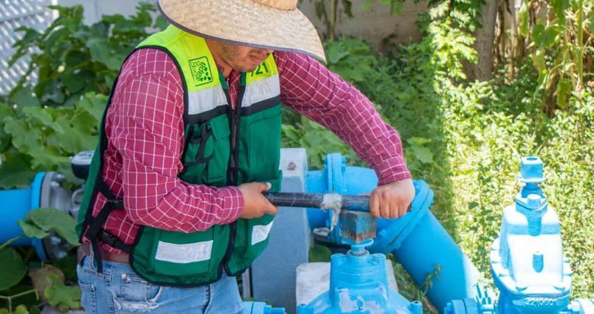 Chalecos distintivos reducen manipulación indebida de infraestructura hidráulica de OOMSAPAS La Paz
