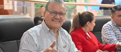 Busca diputado Fernando Hoyos abatir rezago legislativo en el Congreso