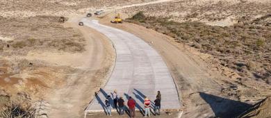 Supervisa SEPUIMM avance del 40% en la pavimentación del camino Bahía Asunción-Punta Prieta
