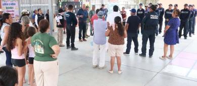 Supervisan Víctor Castro y coordinadora nacional de Protección Civil refugios ante la llegada de Polo