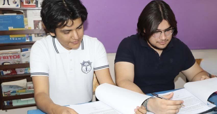 Participan 3 mil 500 docentes de BCS en consulta sobre uso de celulares en escuelas