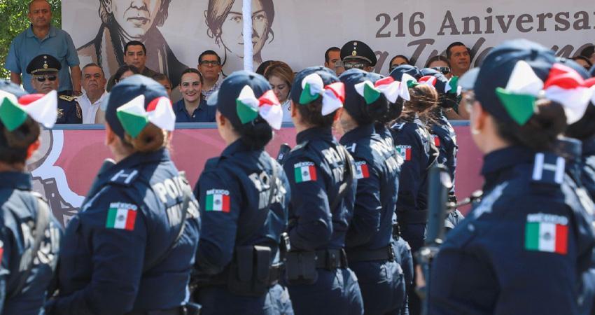 Participa Ayuntamiento en Desfile Cívico-Militar por el 216 aniversario de la Independencia de México