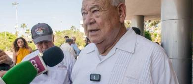 Víctor Castro respalda que API Baja California Sur administre puerto de Cabo San Lucas