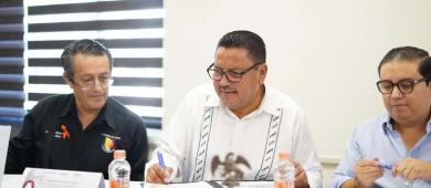 Formalizan convenio ICATEBCS y XVII Legislatura para capacitación laboral