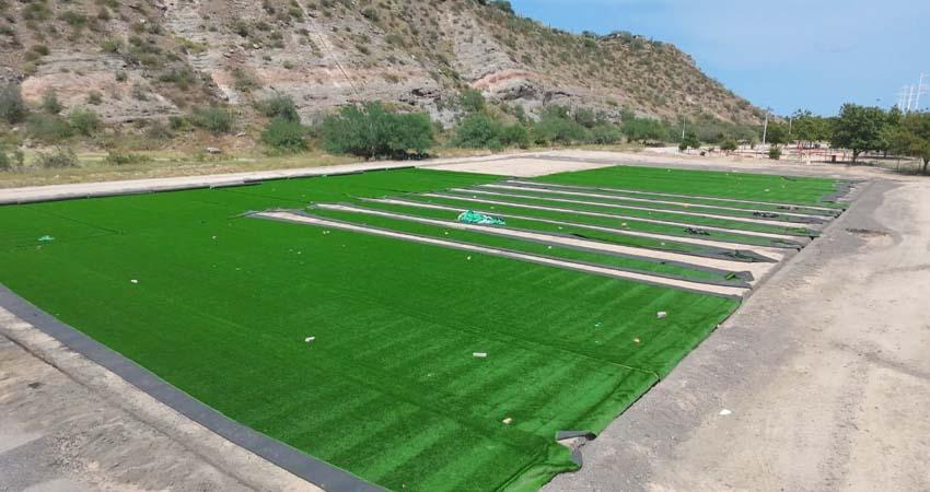 Alcanza 50% de avance la rehabilitación del campo de fútbol de la colonia Márquez de León