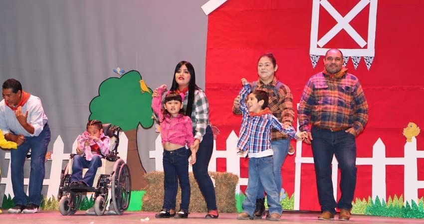 Avanza SEP en inclusión educativa de niñas y niños con parálisis cerebral