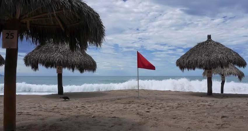Tormenta Simón se intensificará a huracán antes de impactar México