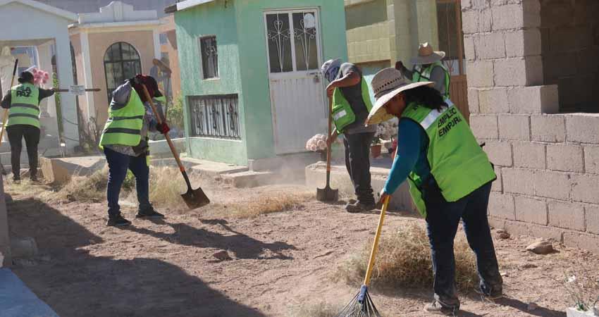 Ayuntamiento de La Paz prepara panteones municipales para la celebración del Día de Muertos
